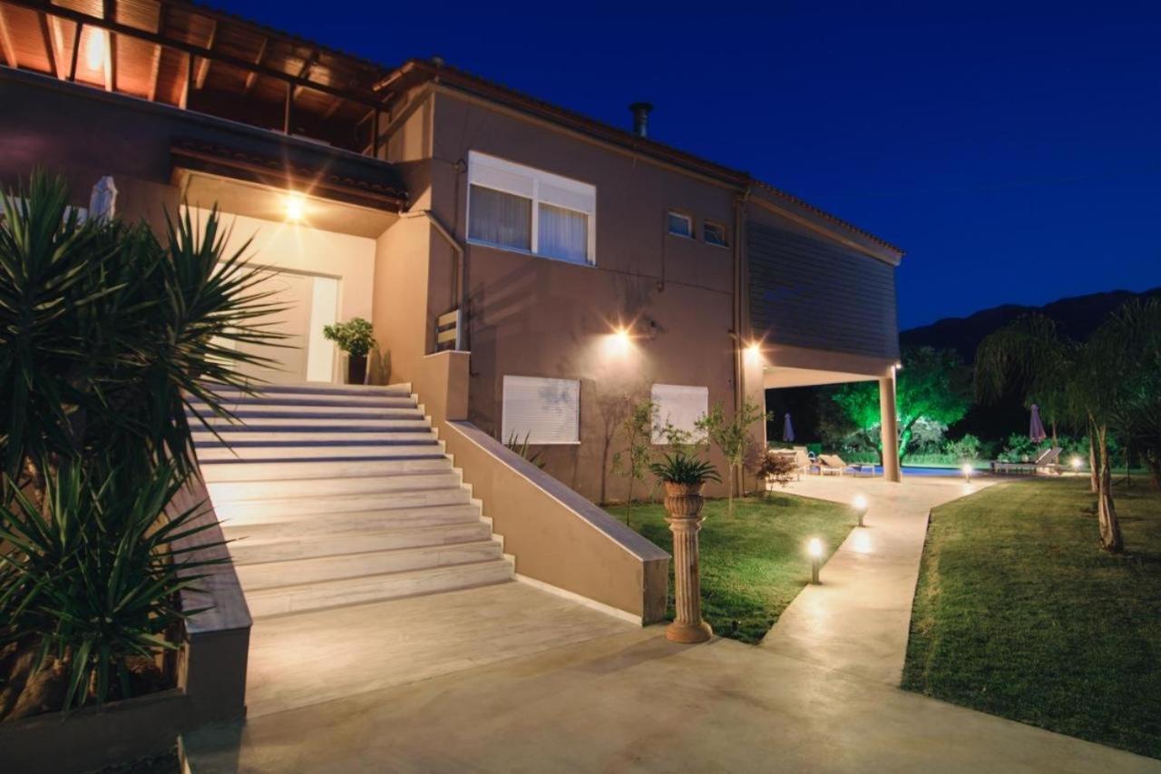 Villa Felenia Vryses Exterior photo